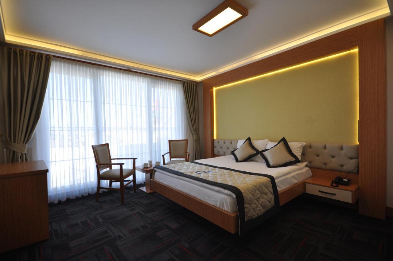 Double Comfort Hotel Ankara Exterior photo